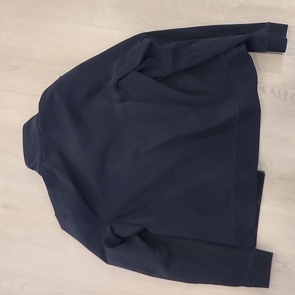 Lululemon Sojurn Jacket - Picture 2 of 3